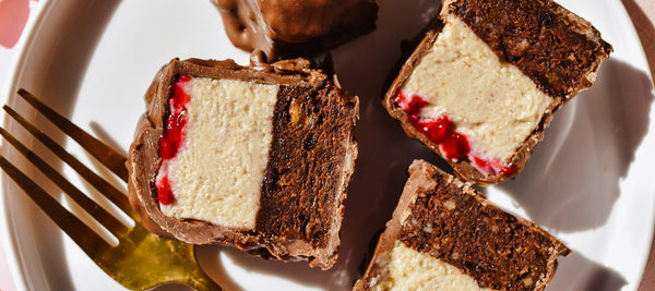 No Bake Chocolate Raspberry Brownie Bites